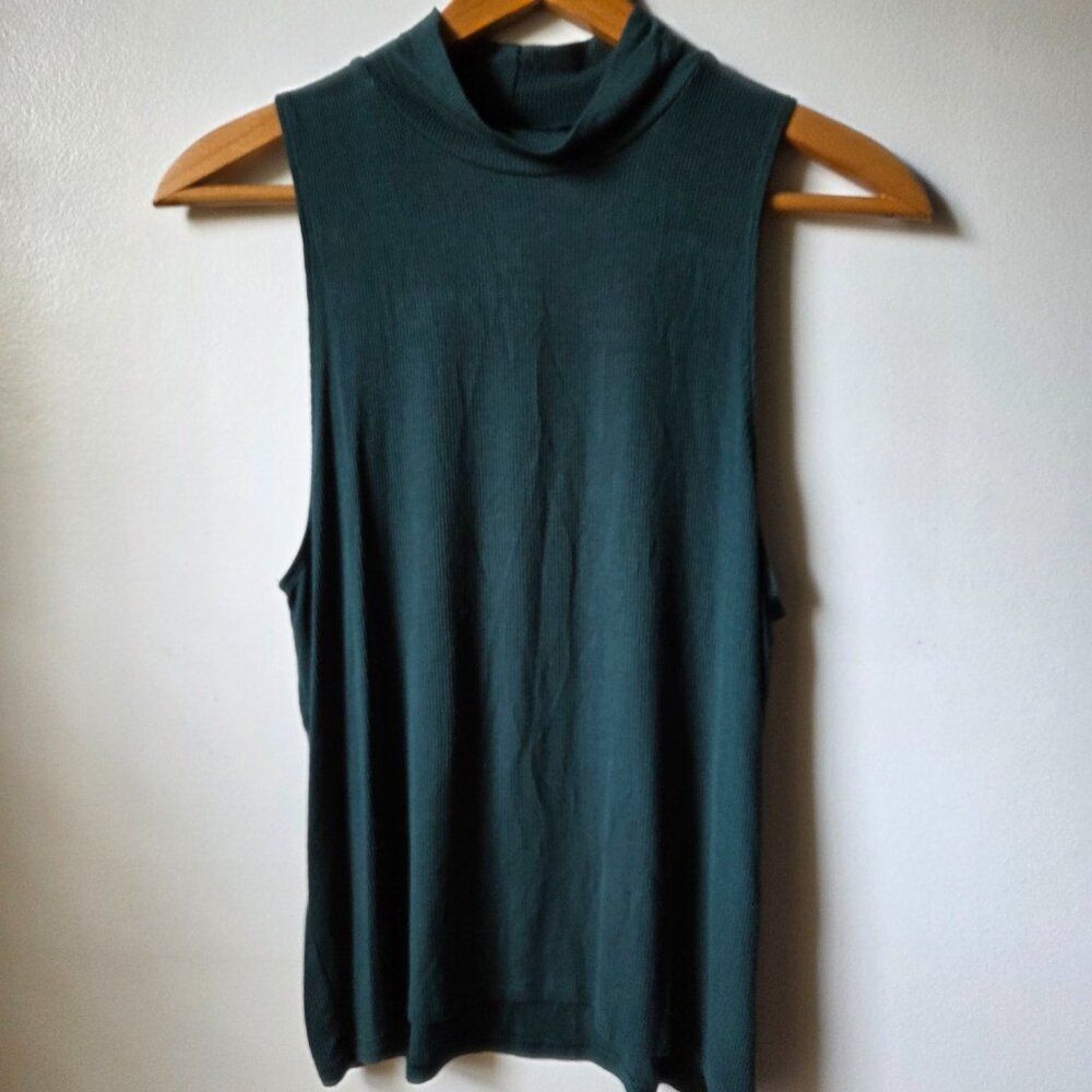 EUC AMERICAN EAGLE SOFT & SEXY HIGH NECK HALTER STYLE RIBBED TANK TOP SIZE M